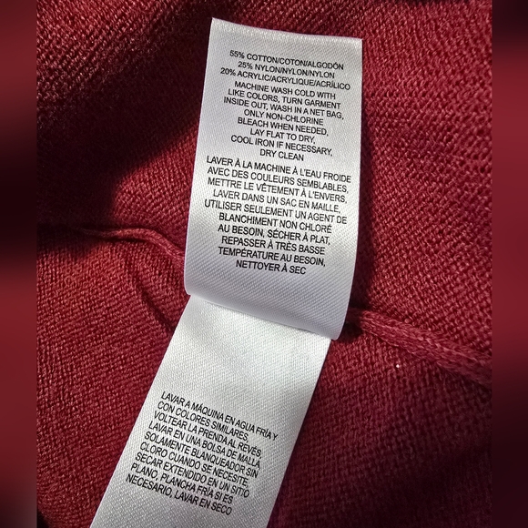 LUCKY BRAND Ladies V-neck Sweater Color Maroon Size- Medium - Picture 8 of 8